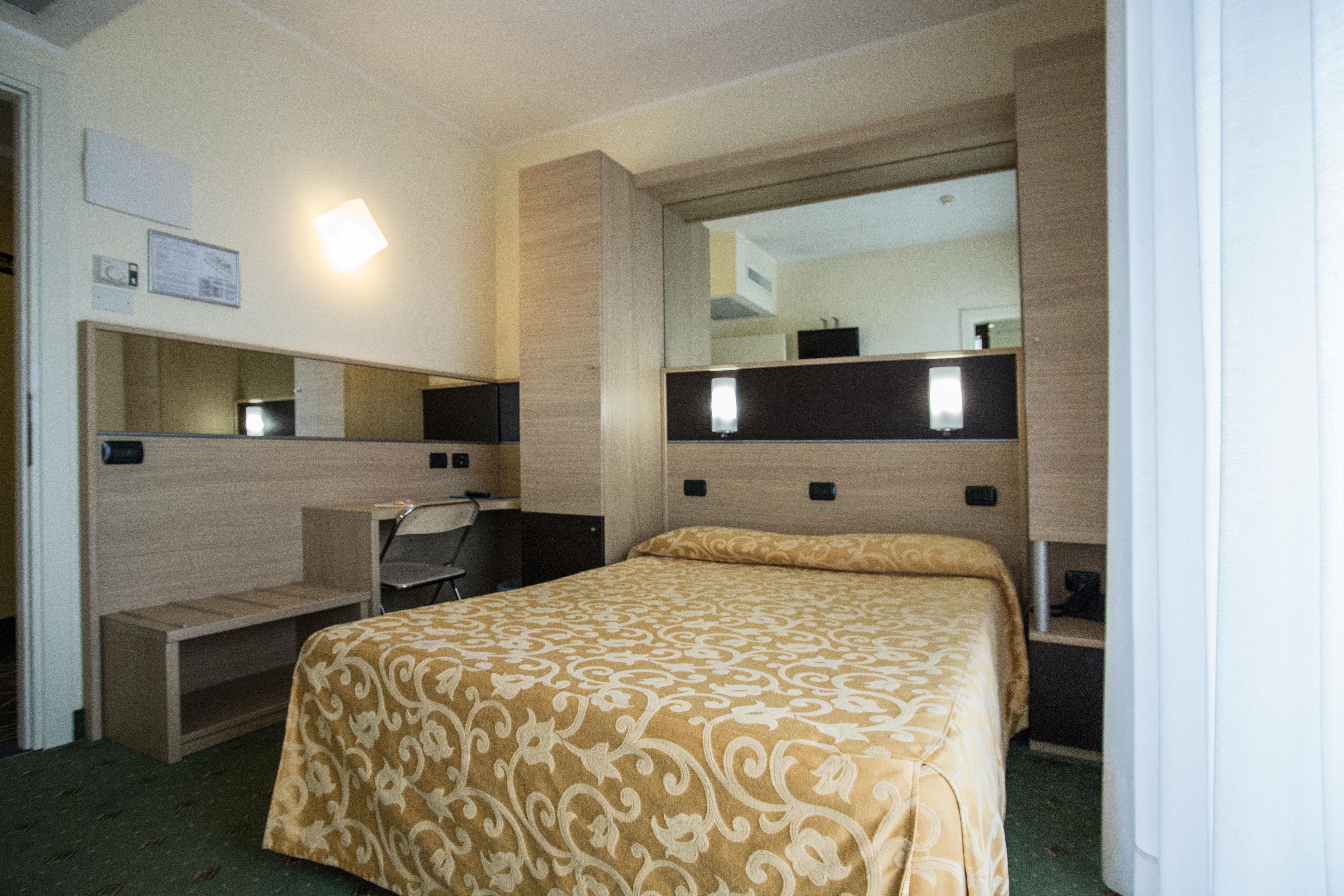 Hotel Augustus Ριτσόνε Εξωτερικό φωτογραφία