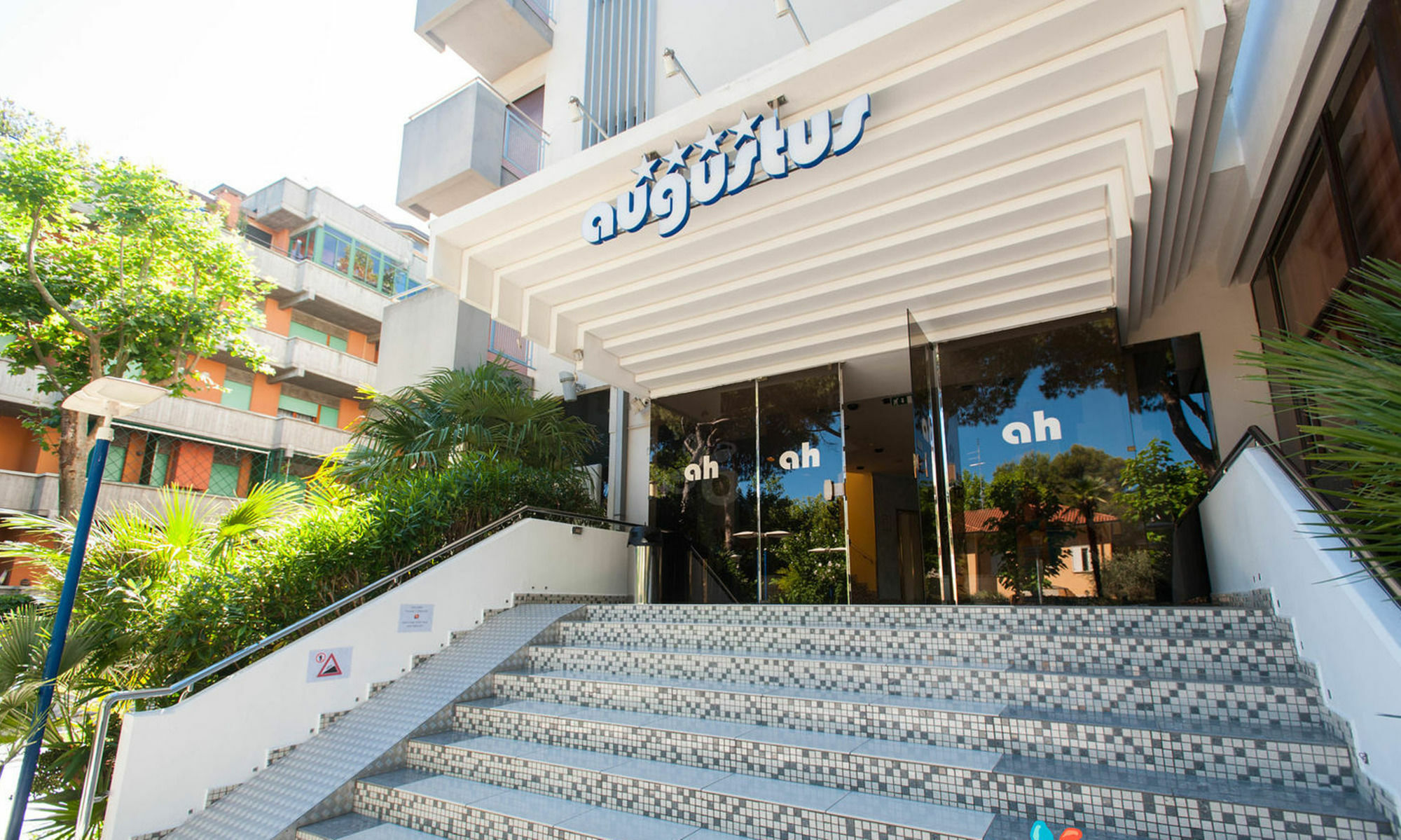 Hotel Augustus Ριτσόνε Εξωτερικό φωτογραφία