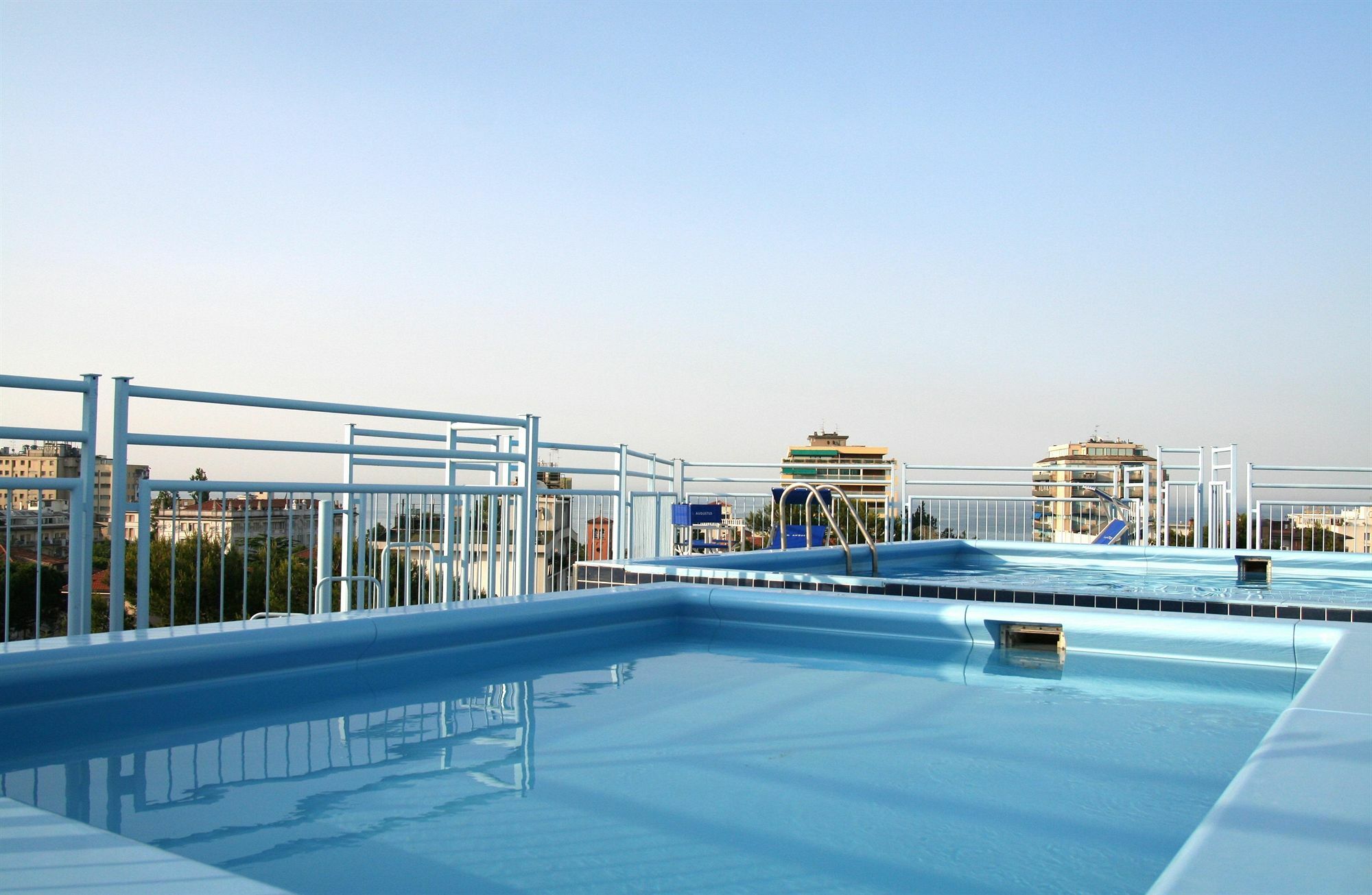 Hotel Augustus Ριτσόνε Εξωτερικό φωτογραφία